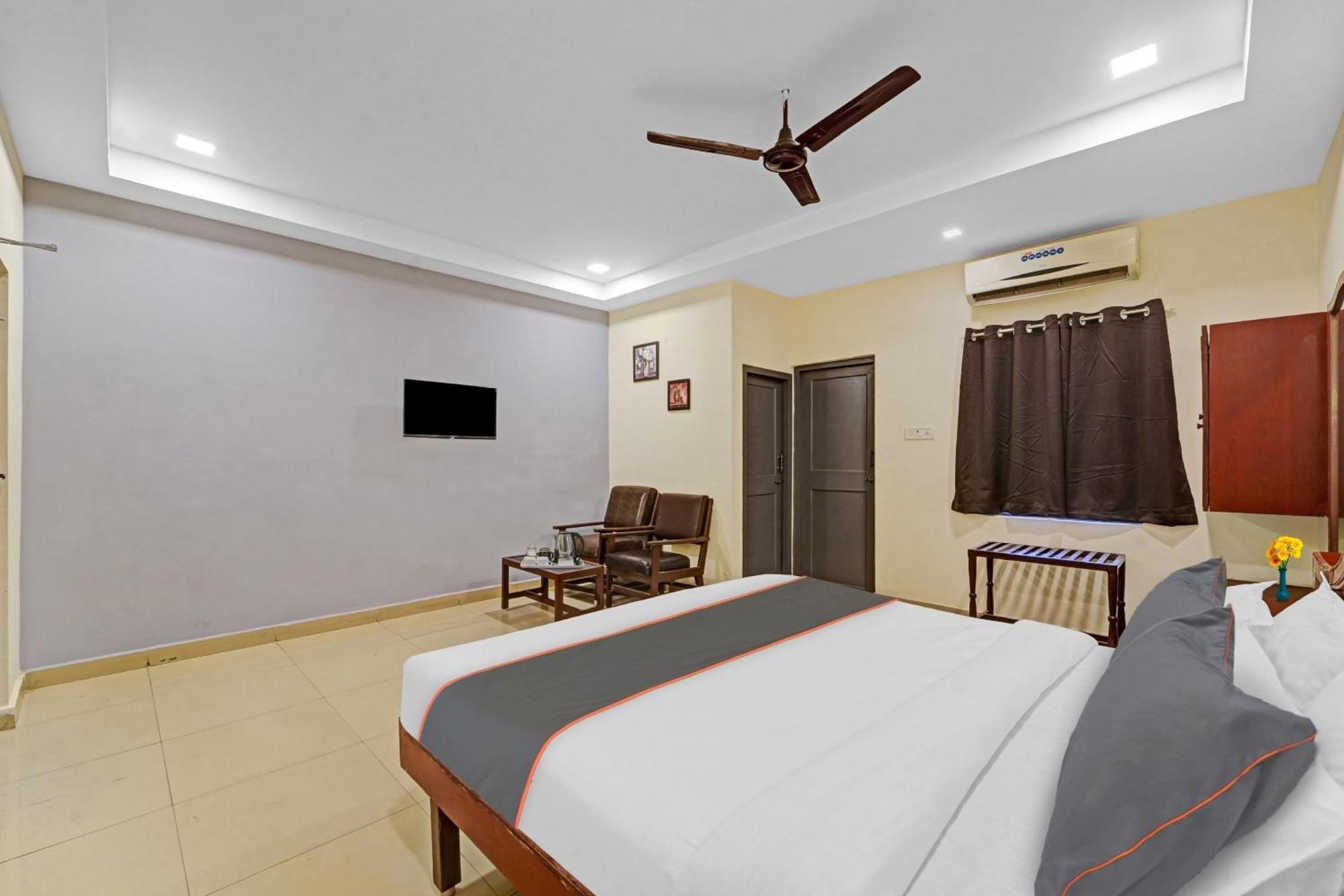 Super Townhouse G Silver Hotels Mount Road Ченнаи Экстерьер фото