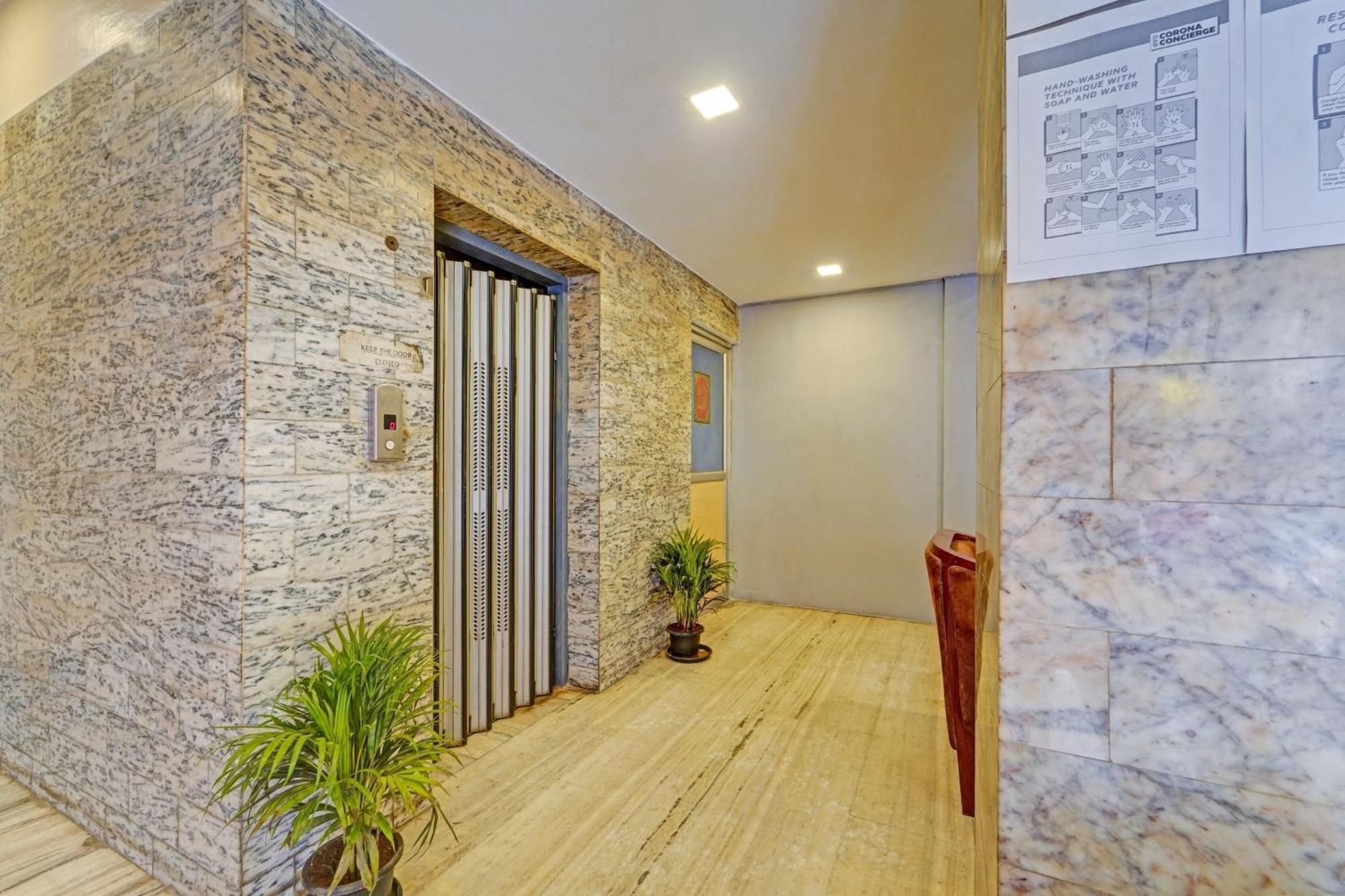 Super Townhouse G Silver Hotels Mount Road Ченнаи Экстерьер фото
